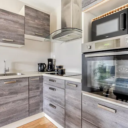 Daire Le Soleil Du - Parking Privatif - Terrasse - Netflix - Clim *